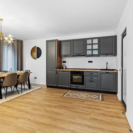 Apartment Oasis
